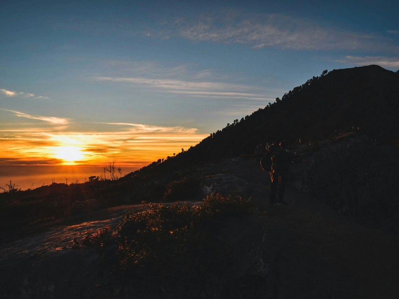 Sunrise over the Ijen highlands