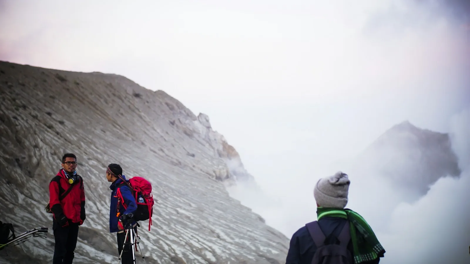 What to Wear, Bring & the Ultimate Ijen Packing List