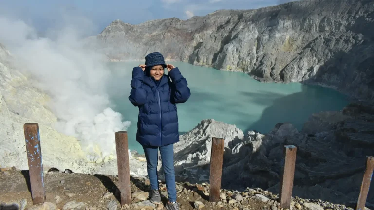 Best Ijen Tour Operator — How to Choose & Avoid Scams