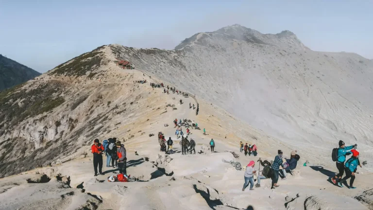 Ijen Tour Difficulty & Fitness — How Hard Is the Blue Fire Hike?